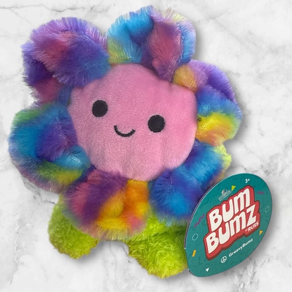 Bum Bumz Other - NWT Bum Bumz Collectible Slouchy Bean Bag Plush 
Groovy Bumz-Peace Flower Faye